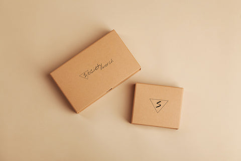 CORPORATE GIFTING & KITS